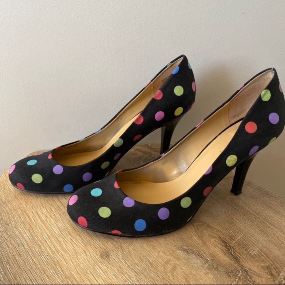 NINE WEST Black with Rainbow Polkadot Heels Pumps